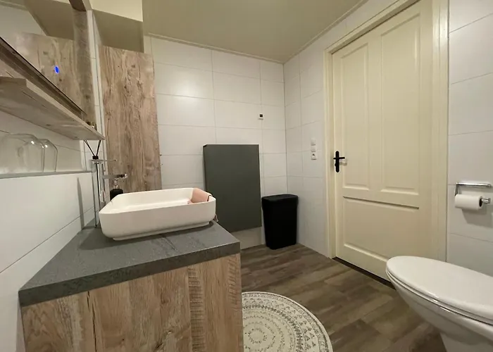 Nocleg ze śniadaniem Molenhuiszuilichem 3*